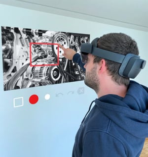 Microsoft_HoloLens_2_Augmented_Reality_Instandhaltung-480x508